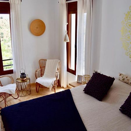 B&B And Apartments Cortijo La Zapatera Canillas de Aceituno Bagian luar foto