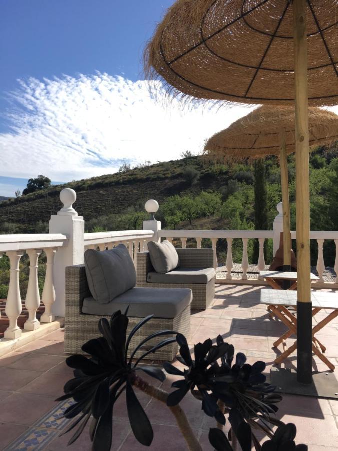B&B And Apartments Cortijo La Zapatera Canillas de Aceituno Bagian luar foto